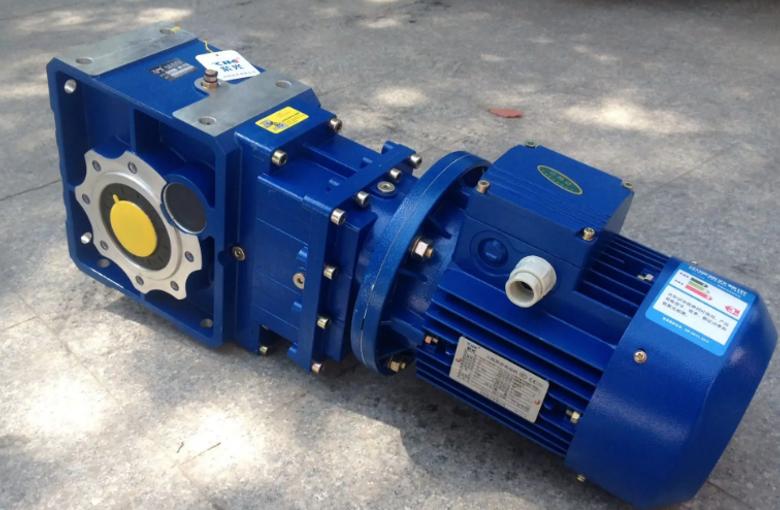 Bộ giảm tốc motor